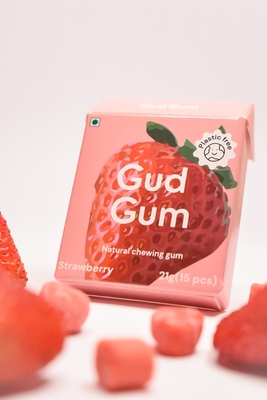 Gud Gum- Natural Chewing Gum- Strawberry Flavour- Sugar Free, Biodegradable- Pack of 4 (60 chewing gums) image