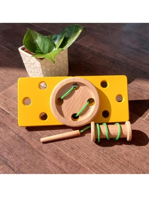Hawbeez-Wooden-Stitch-A-Button