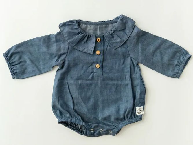 Girly-Solid-Chambray-Romper---0-3M
